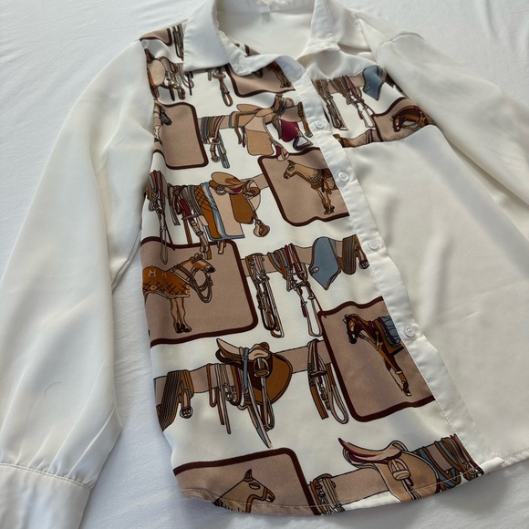 Equestrian Print Button-Up Blouse - Picture 2 of 7